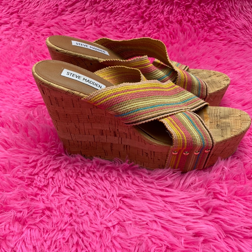 Steve Madden stretch rainbow nailhead wedge sandals size 12